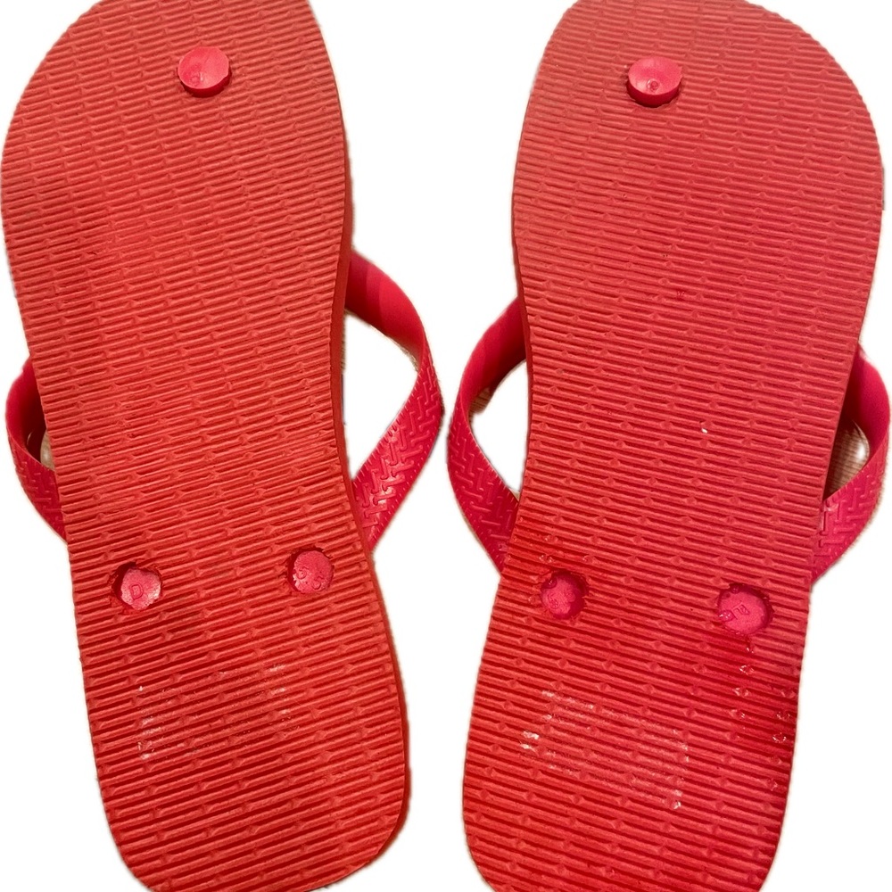 Havaianas Red Flip flops Men’s 9/10, Wms  11/12